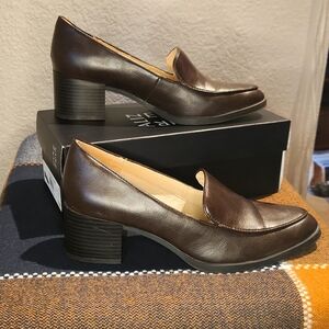 LifeStride EUC Brown Leather Loafer Size 8